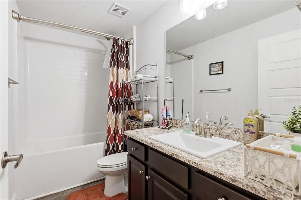 For Sale: $439,900 (4 beds, 2 baths, 2136 Square Feet)