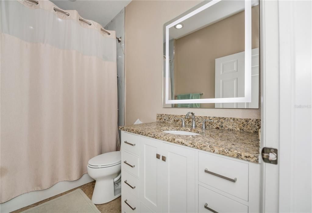 For Sale: $289,900 (2 beds, 2 baths, 1364 Square Feet)