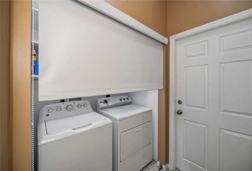 For Sale: $289,900 (2 beds, 2 baths, 1364 Square Feet)