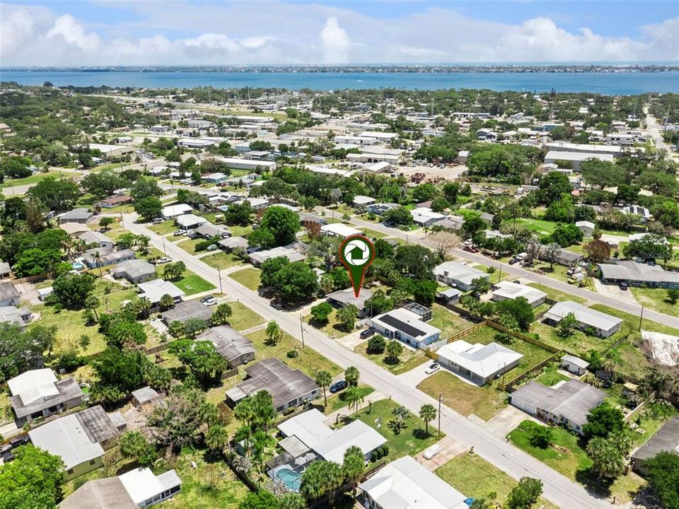 For Sale: $275,000 (3 beds, 1 baths, 1392 Square Feet)