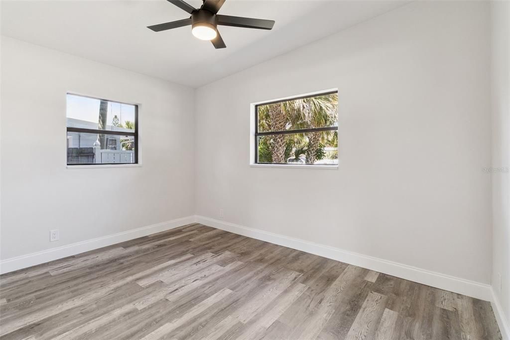 For Sale: $275,000 (3 beds, 1 baths, 1392 Square Feet)