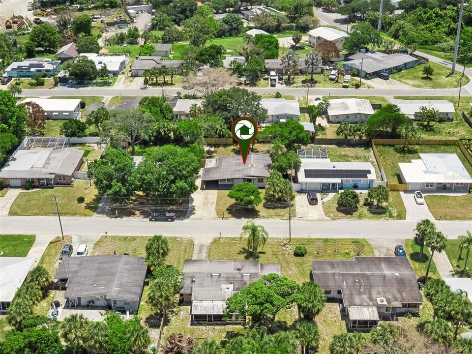 For Sale: $275,000 (3 beds, 1 baths, 1392 Square Feet)