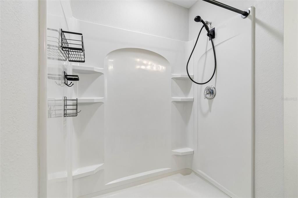En Venta: $325,000 (3 camas, 2 baños, 1458 Pies cuadrados)