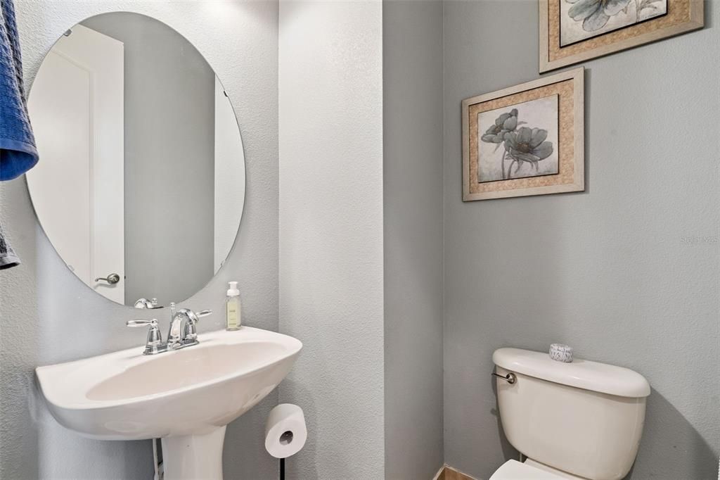 For Sale: $435,000 (3 beds, 2 baths, 1847 Square Feet)