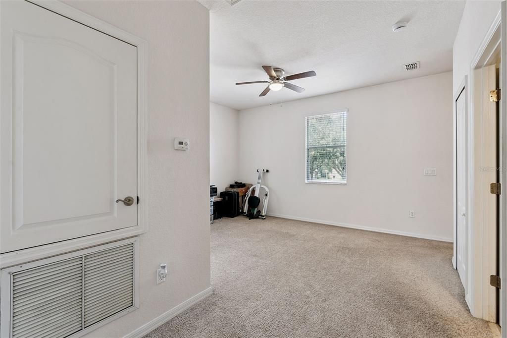 For Sale: $435,000 (3 beds, 2 baths, 1847 Square Feet)