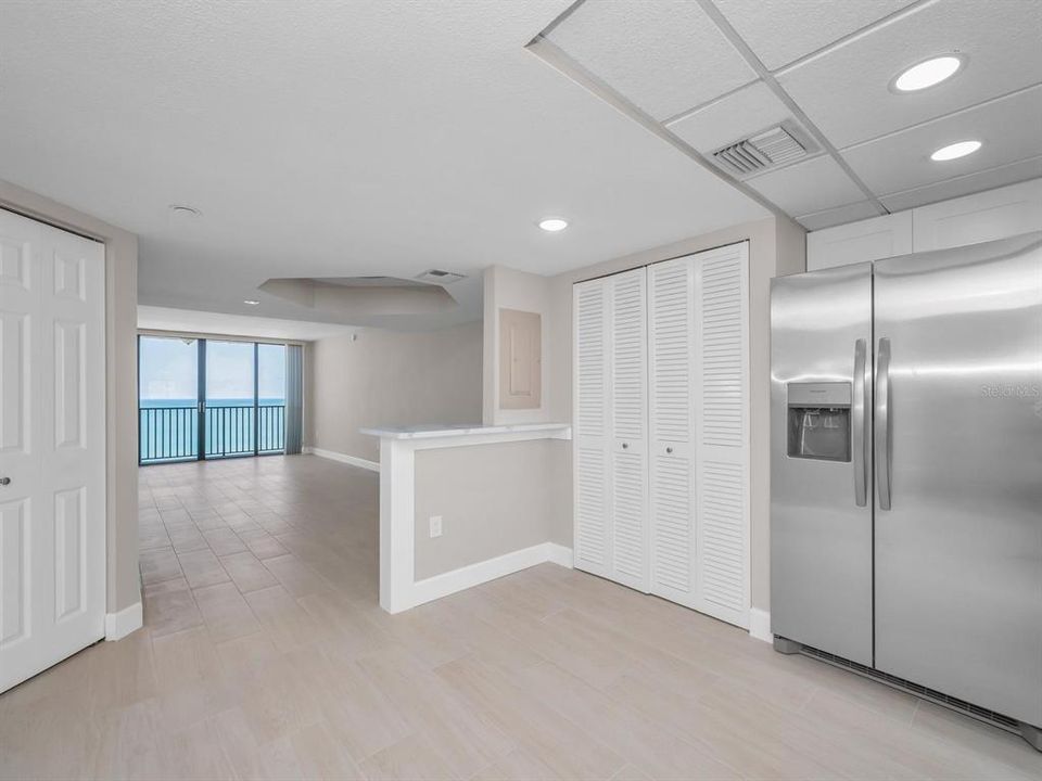 For Sale: $760,000 (2 beds, 2 baths, 1152 Square Feet)