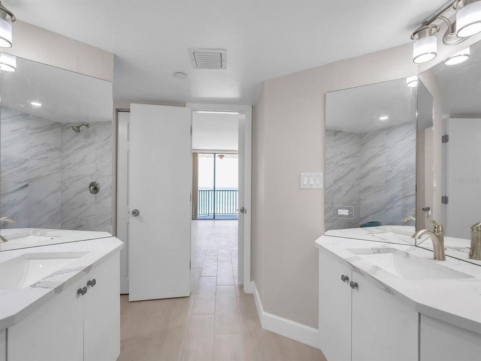 For Sale: $760,000 (2 beds, 2 baths, 1152 Square Feet)