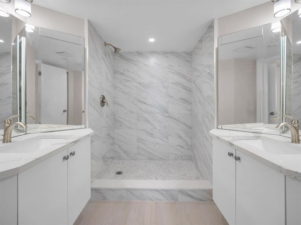 For Sale: $760,000 (2 beds, 2 baths, 1152 Square Feet)