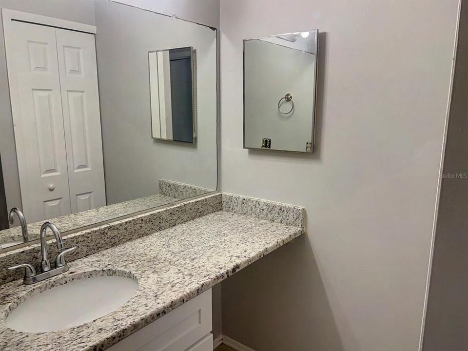En Renta: $1,795 (2 camas, 2 baños, 1087 Pies cuadrados)