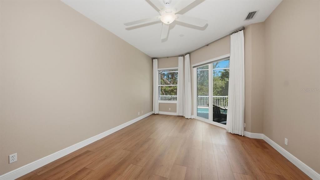 For Sale: $1,895,000 (4 beds, 3 baths, 2899 Square Feet)