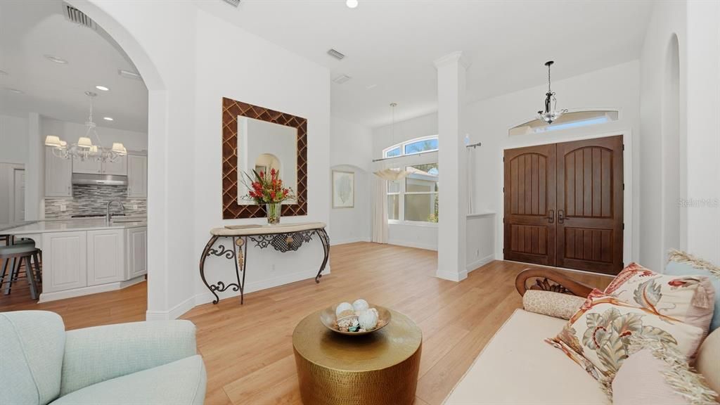 For Sale: $1,895,000 (4 beds, 3 baths, 2899 Square Feet)