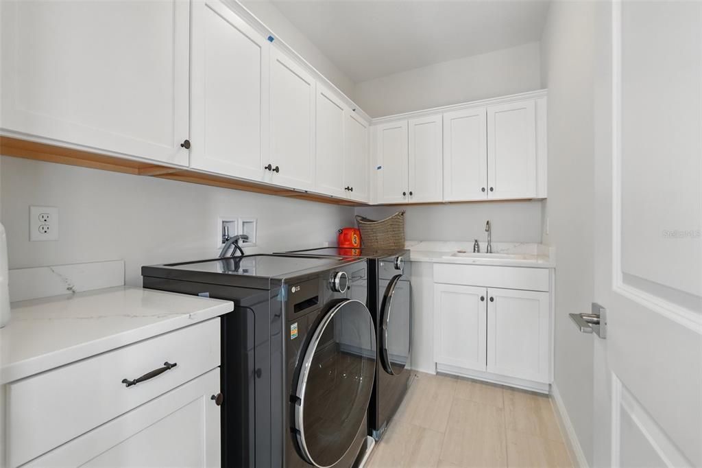 For Rent: $7,500 (4 beds, 4 baths, 2979 Square Feet)