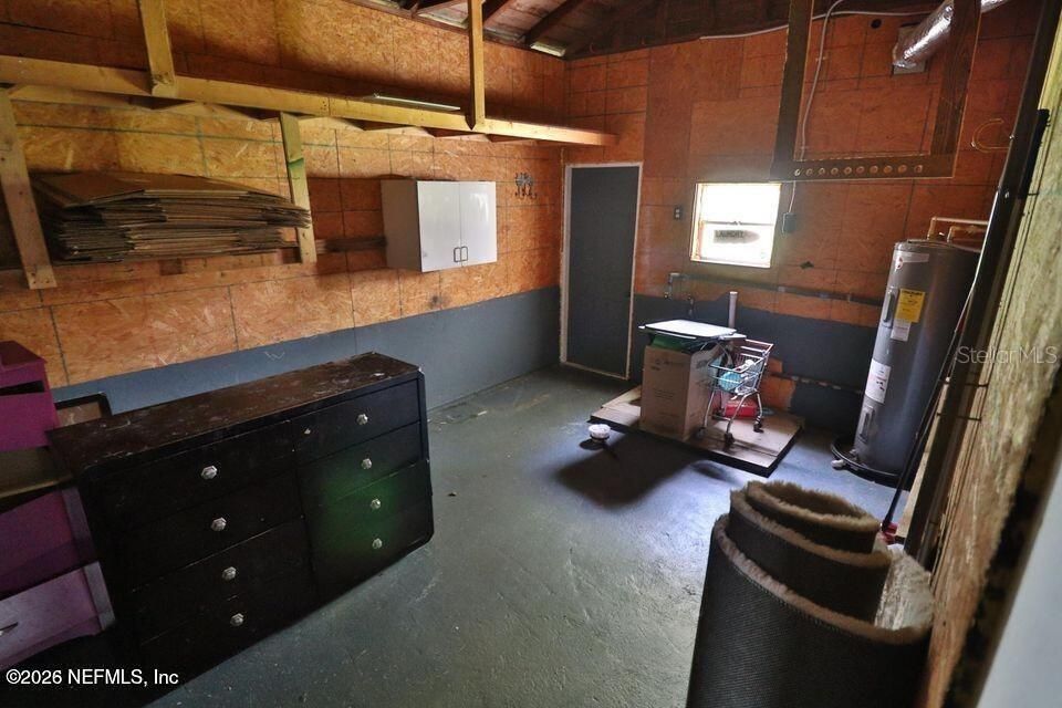 For Sale: $220,000 (4 beds, 2 baths, 1526 Square Feet)