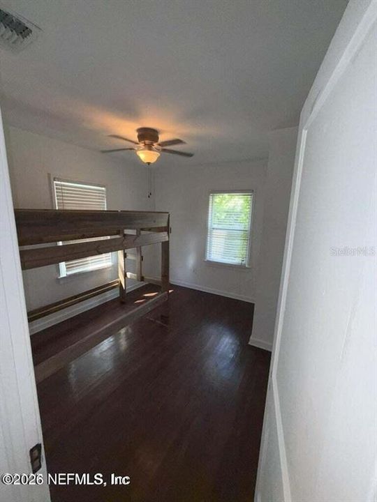 For Sale: $220,000 (4 beds, 2 baths, 1526 Square Feet)