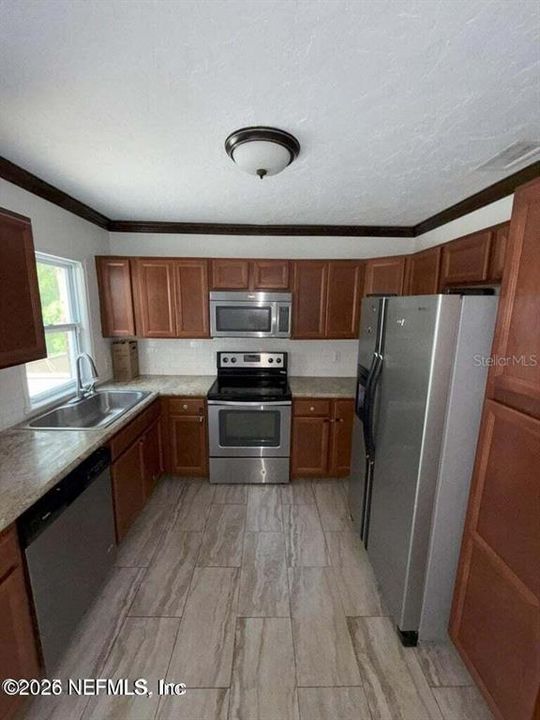 For Sale: $220,000 (4 beds, 2 baths, 1526 Square Feet)