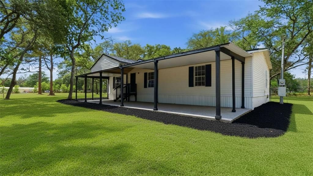 Active With Contract: $219,000 (3 beds, 2 baths, 1152 Square Feet)
