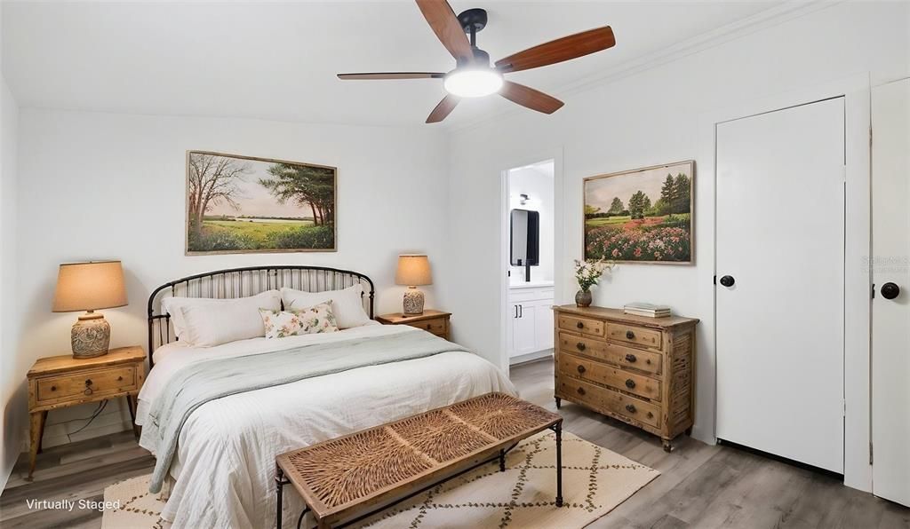Active With Contract: $219,000 (3 beds, 2 baths, 1152 Square Feet)
