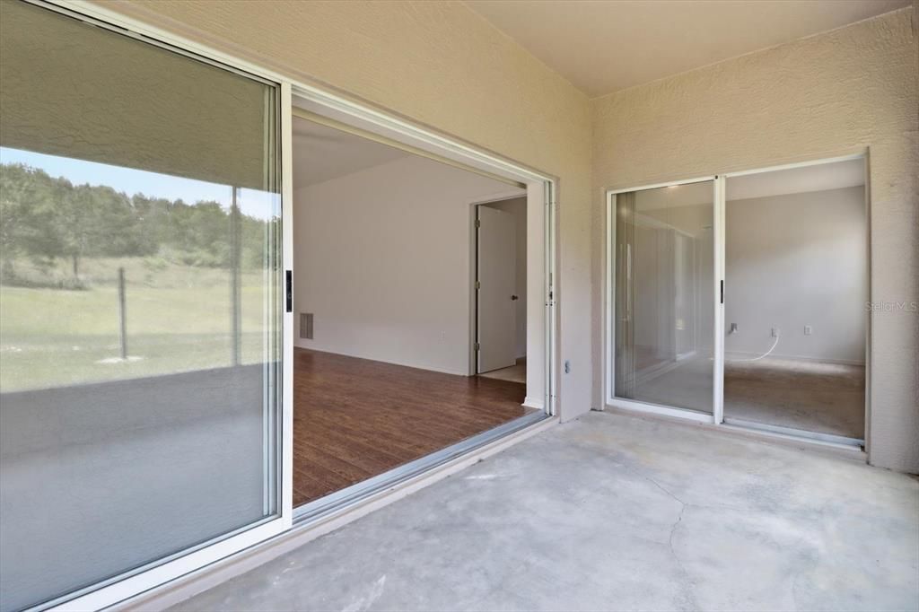 For Sale: $224,900 (2 beds, 2 baths, 1197 Square Feet)