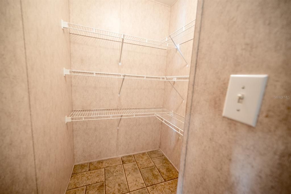 En Venta: $389,000 (3 camas, 2 baños, 1352 Pies cuadrados)