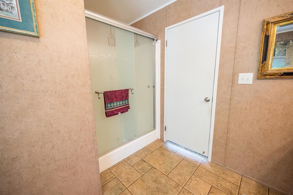 En Venta: $389,000 (3 camas, 2 baños, 1352 Pies cuadrados)