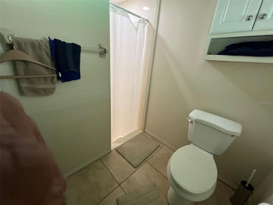 For Sale: $380,000 (3 beds, 2 baths, 1899 Square Feet)