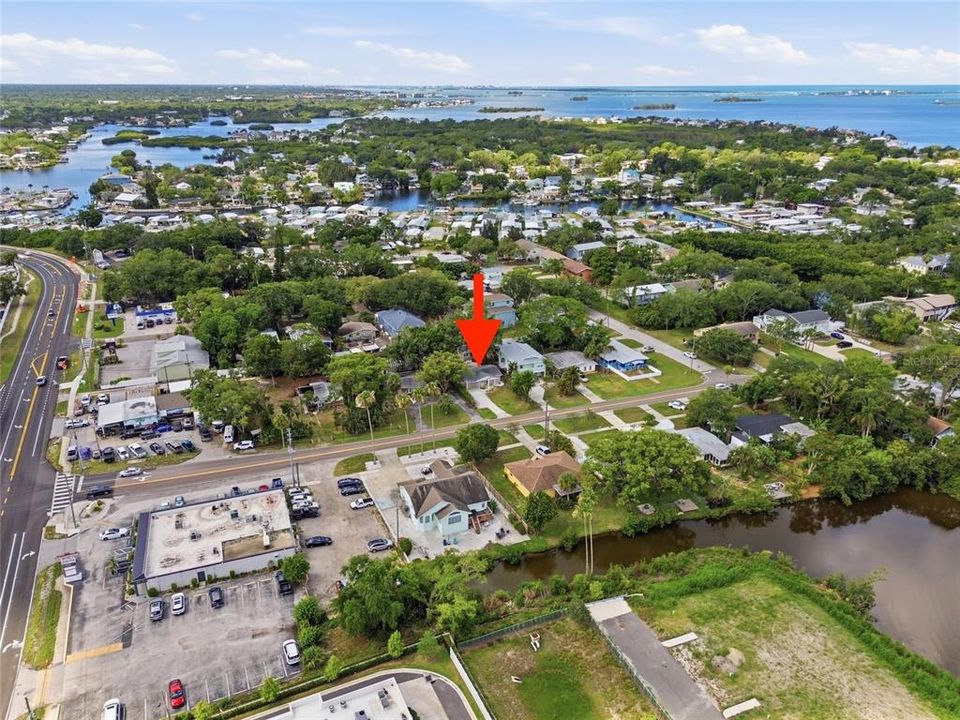 For Sale: $425,000 (3 beds, 2 baths, 1097 Square Feet)