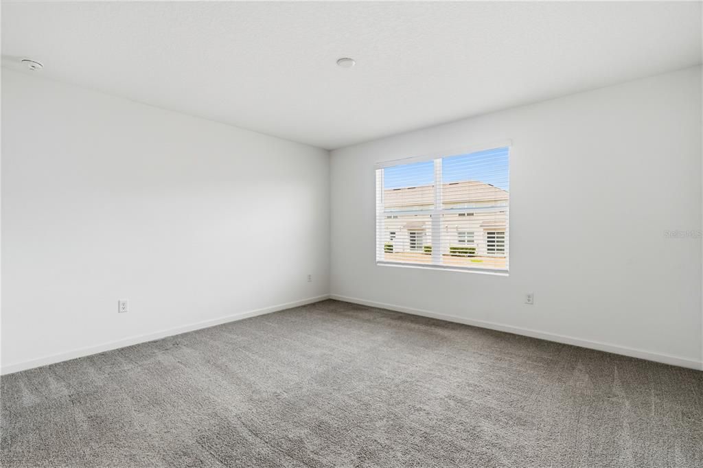 В аренду: $2,150 (3 спален, 2 ванн, 1611 Квадратных фут)