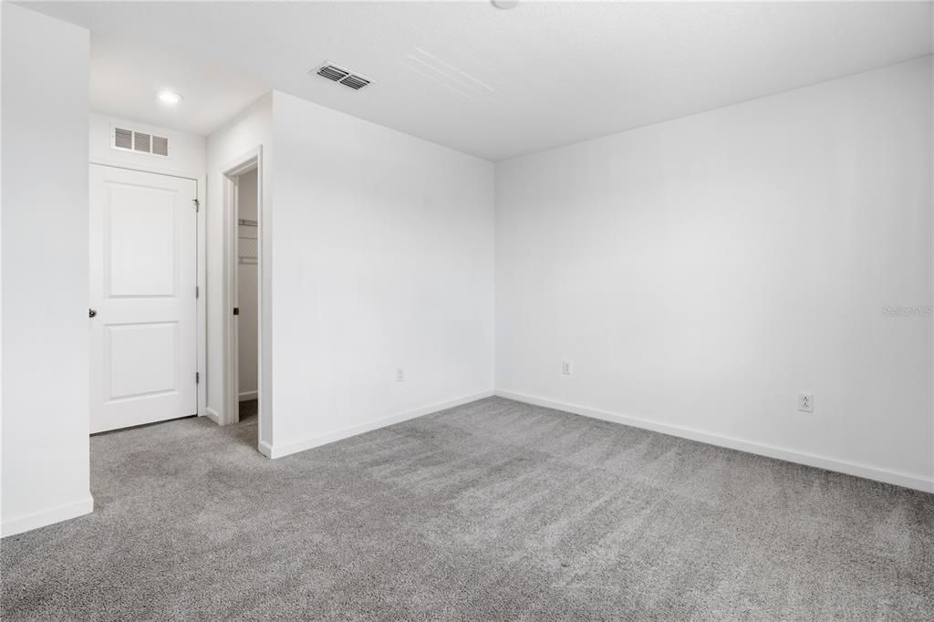 В аренду: $2,150 (3 спален, 2 ванн, 1611 Квадратных фут)