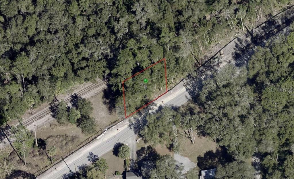 待售: $13,000 (0.13 acres)