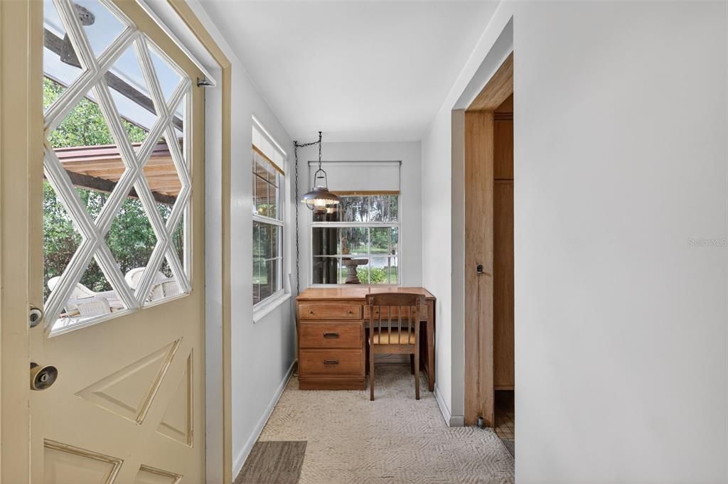 For Sale: $449,900 (3 beds, 2 baths, 1724 Square Feet)