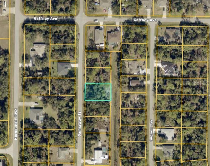 На продажу: $18,900 (0.23 acres)