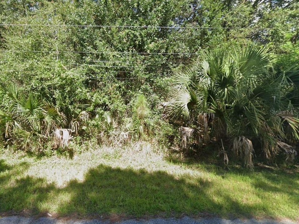 На продажу: $18,900 (0.23 acres)