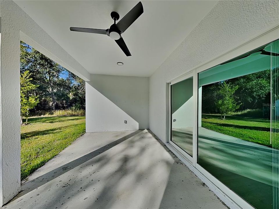 Activo con contrato: $299,900 (3 camas, 2 baños, 1548 Pies cuadrados)