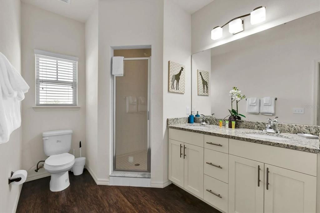 For Sale: $314,900 (4 beds, 3 baths, 1694 Square Feet)