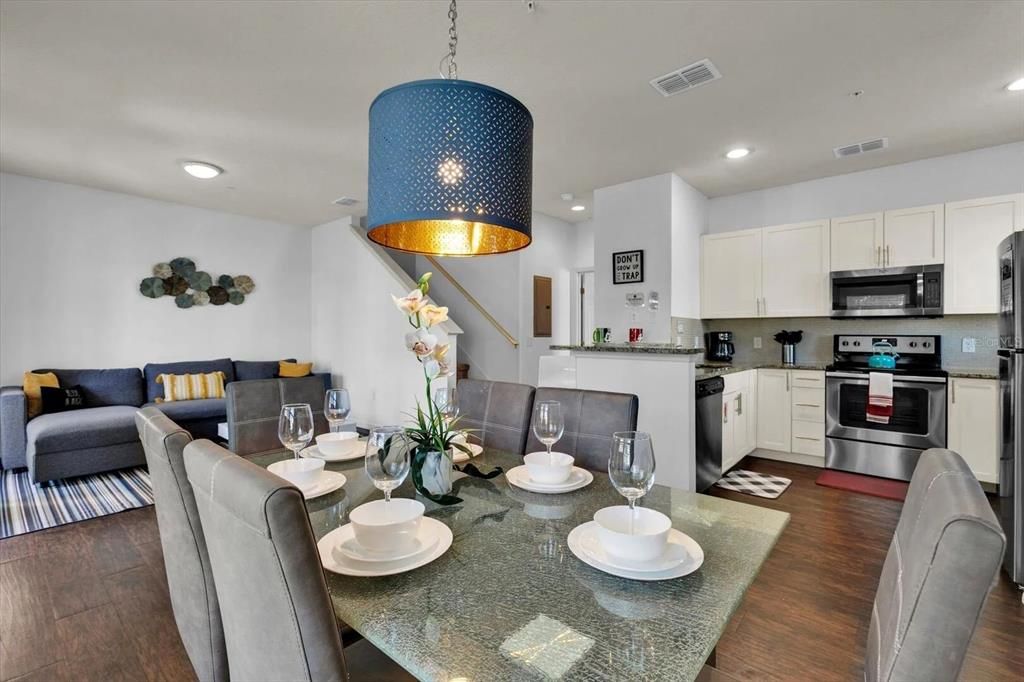 For Sale: $314,900 (4 beds, 3 baths, 1694 Square Feet)