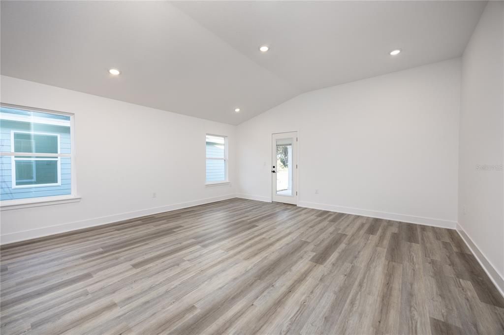 En Venta: $322,450 (3 camas, 2 baños, 1780 Pies cuadrados)