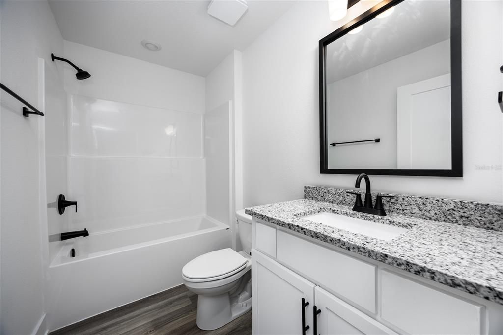En Venta: $322,450 (3 camas, 2 baños, 1780 Pies cuadrados)