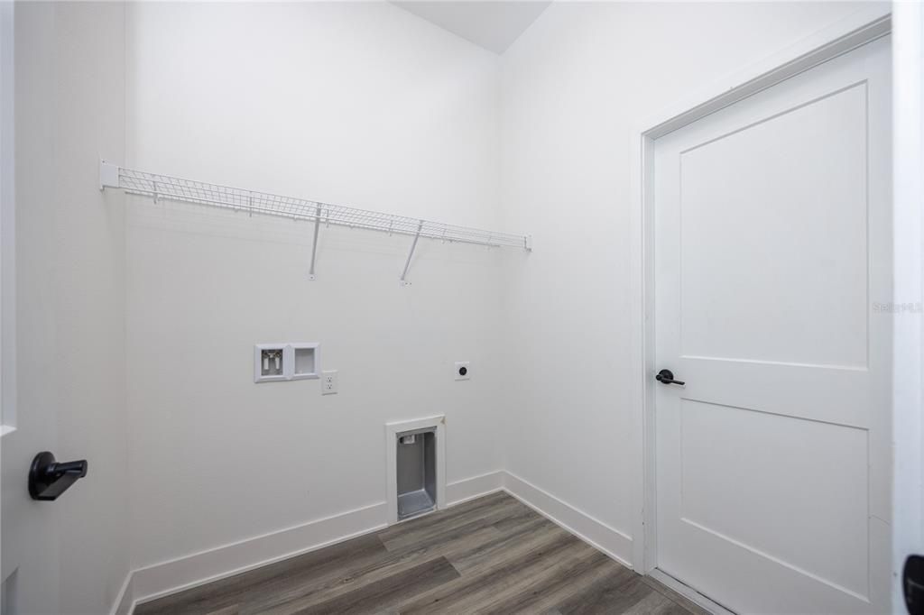 En Venta: $322,450 (3 camas, 2 baños, 1780 Pies cuadrados)