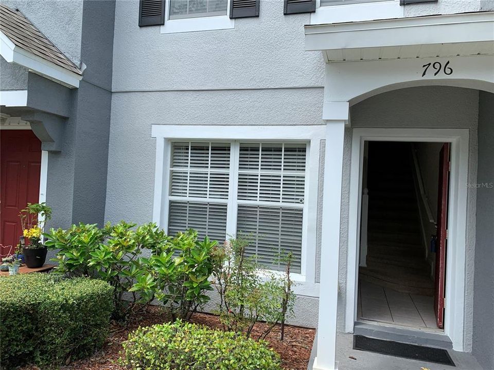 For Rent: $1,650 (2 beds, 2 baths, 1078 Square Feet)