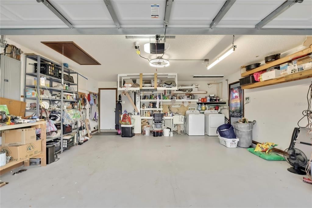 For Sale: $270,000 (2 beds, 2 baths, 1404 Square Feet)