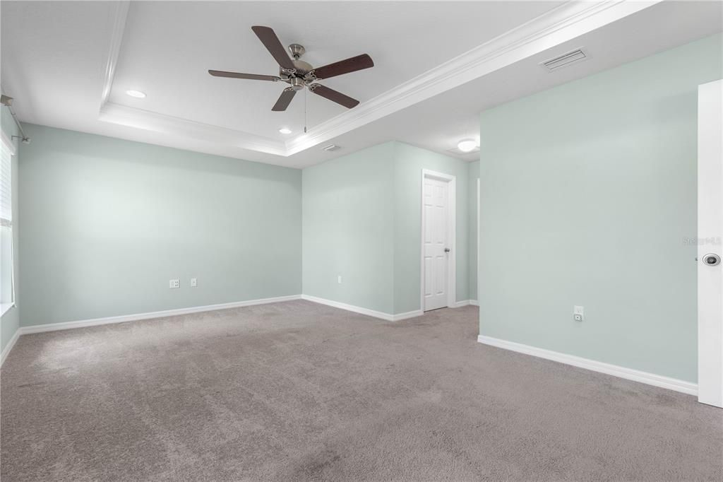 For Sale: $474,000 (4 beds, 3 baths, 2338 Square Feet)