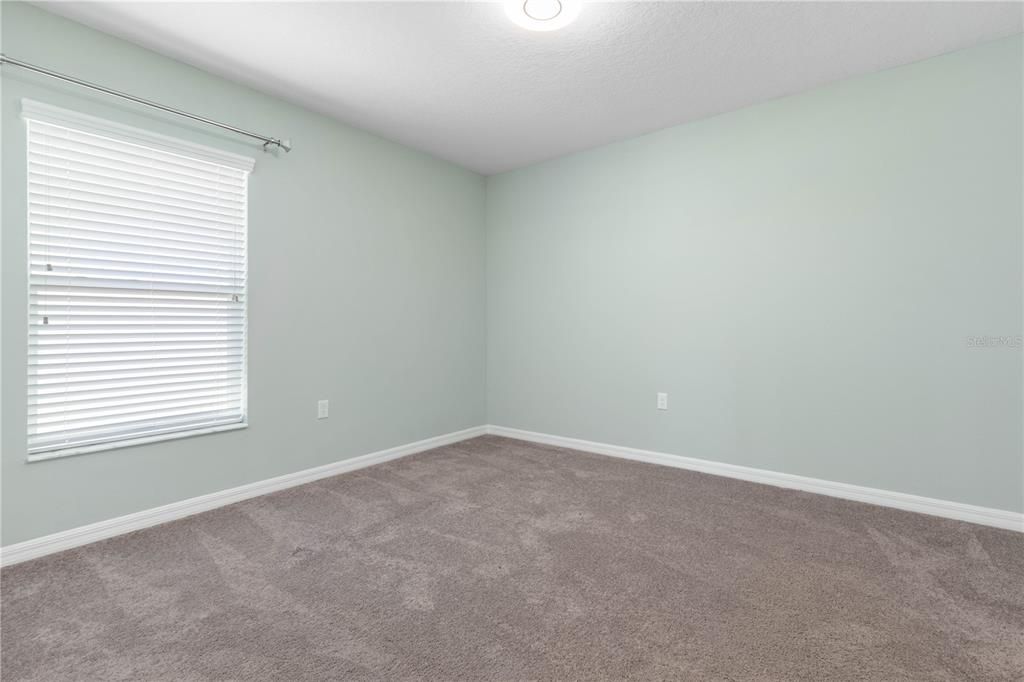 For Sale: $474,000 (4 beds, 3 baths, 2338 Square Feet)