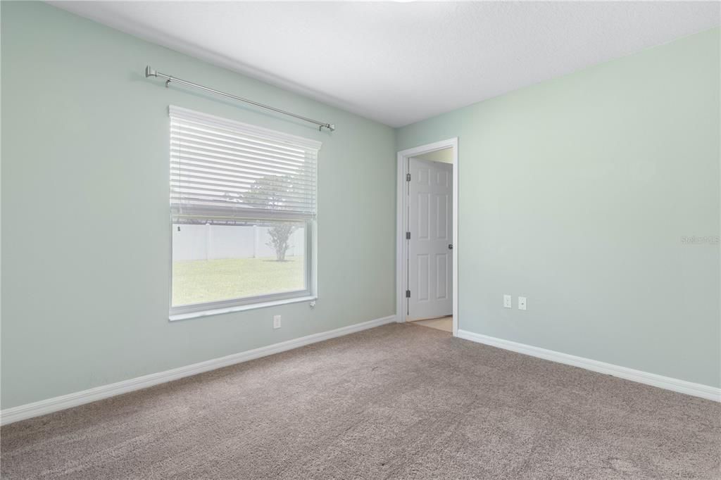 For Sale: $474,000 (4 beds, 3 baths, 2338 Square Feet)