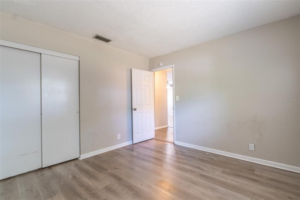 En Venta: $350,000 (3 camas, 2 baños, 1119 Pies cuadrados)