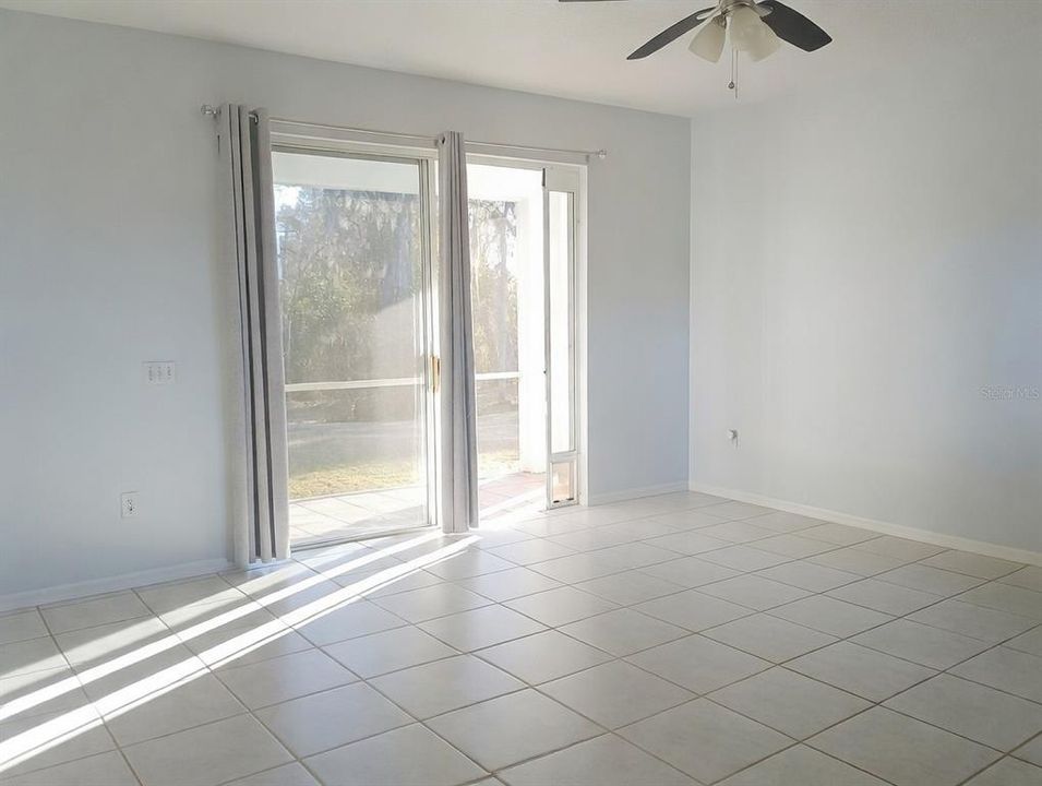 Active With Contract: $579,000 (3 beds, 2 baths, 2183 Square Feet)