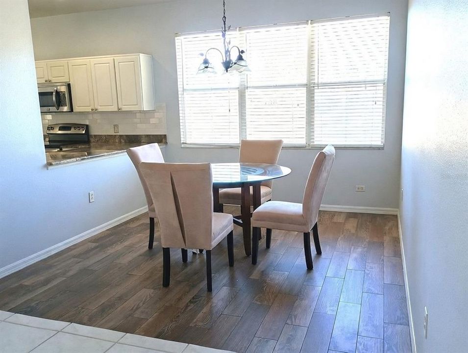Active With Contract: $579,000 (3 beds, 2 baths, 2183 Square Feet)