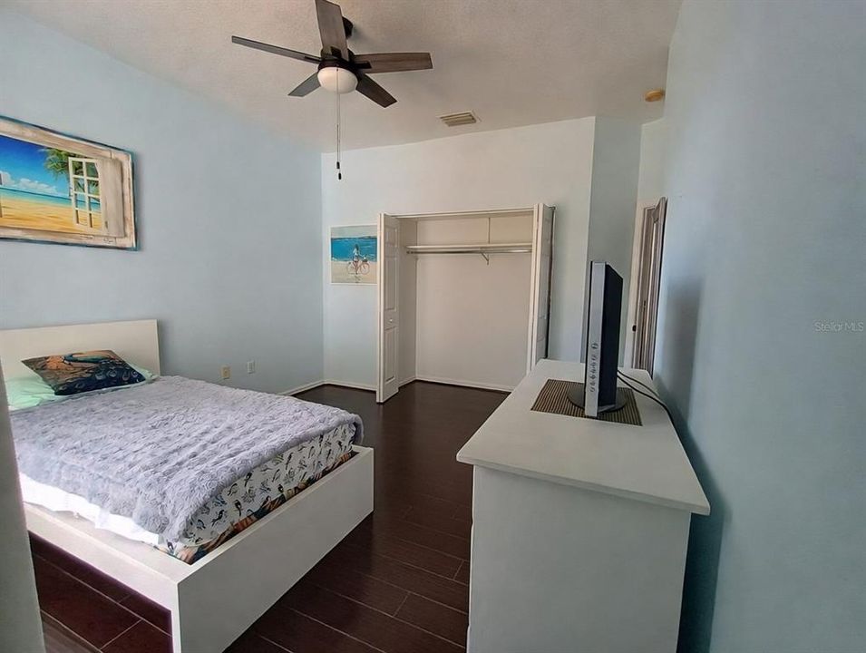 Active With Contract: $579,000 (3 beds, 2 baths, 2183 Square Feet)