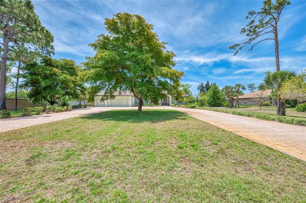 For Rent: $5,000 (4 beds, 2 baths, 2809 Square Feet)