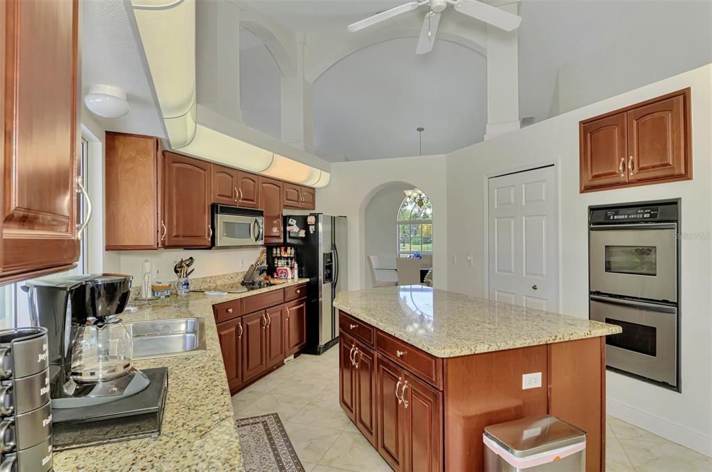 For Rent: $5,000 (4 beds, 2 baths, 2809 Square Feet)