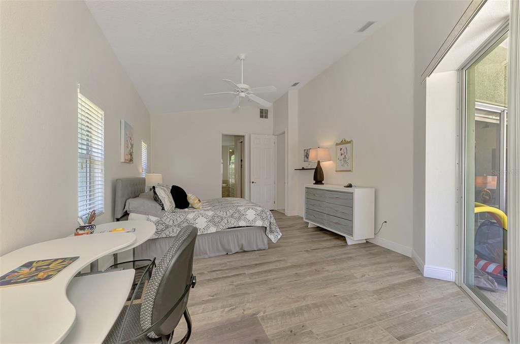 For Rent: $5,000 (4 beds, 2 baths, 2809 Square Feet)